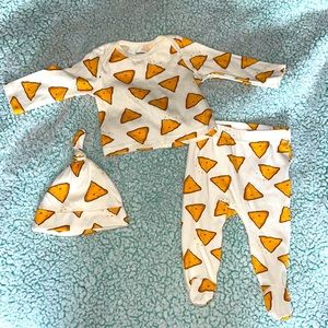 Gerber 0-3 months pj set Tostito chips